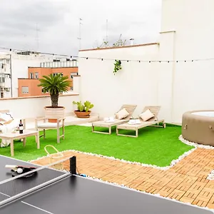 apulialux-private-100mq-rooftop-oasis-w-jacuzzi.barihotels.org/